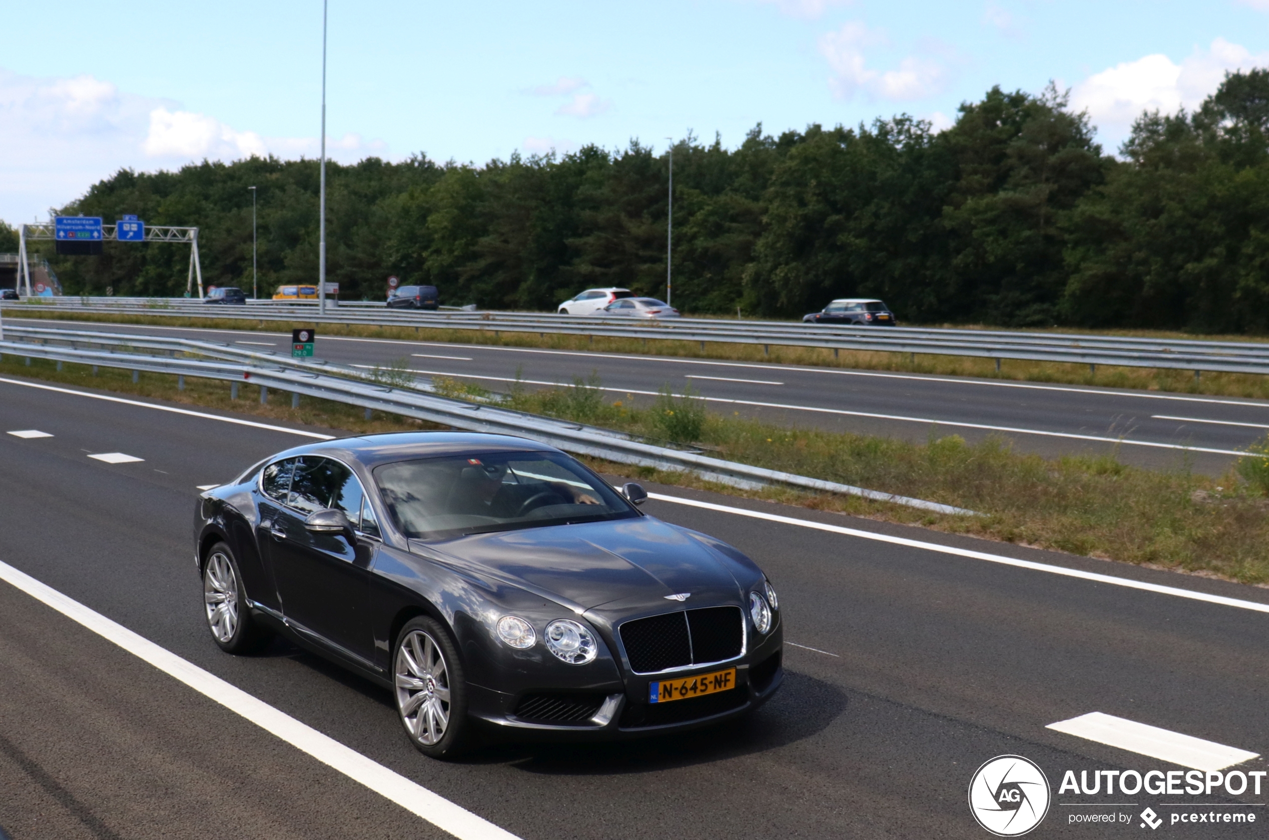 Bentley Continental GT V8