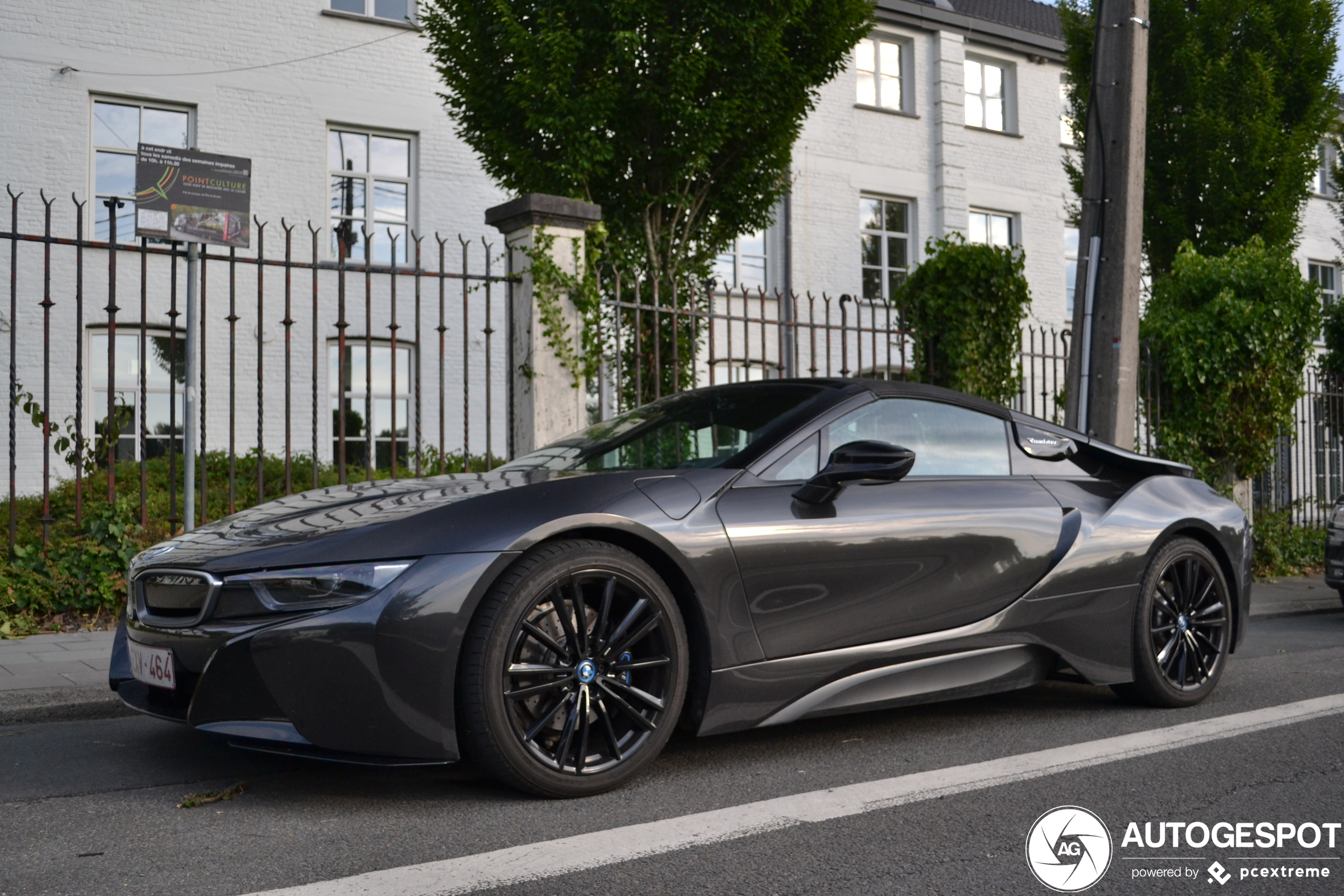 BMW i8 Roadster