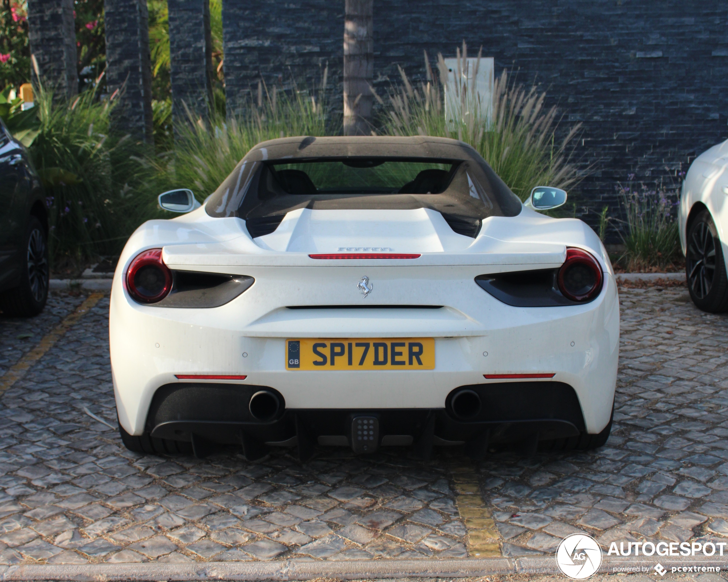 Ferrari 488 Spider