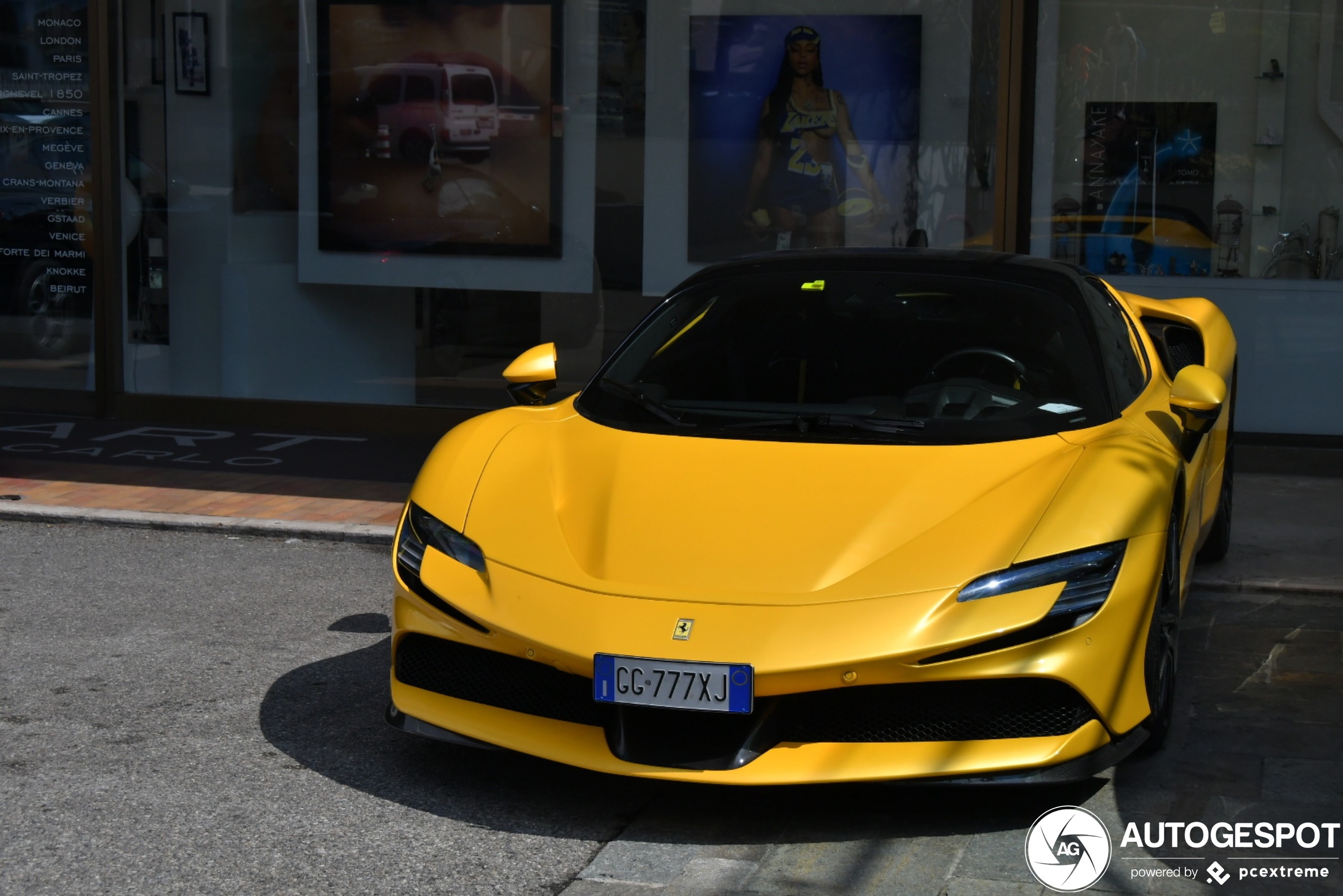 Ferrari SF90 Stradale