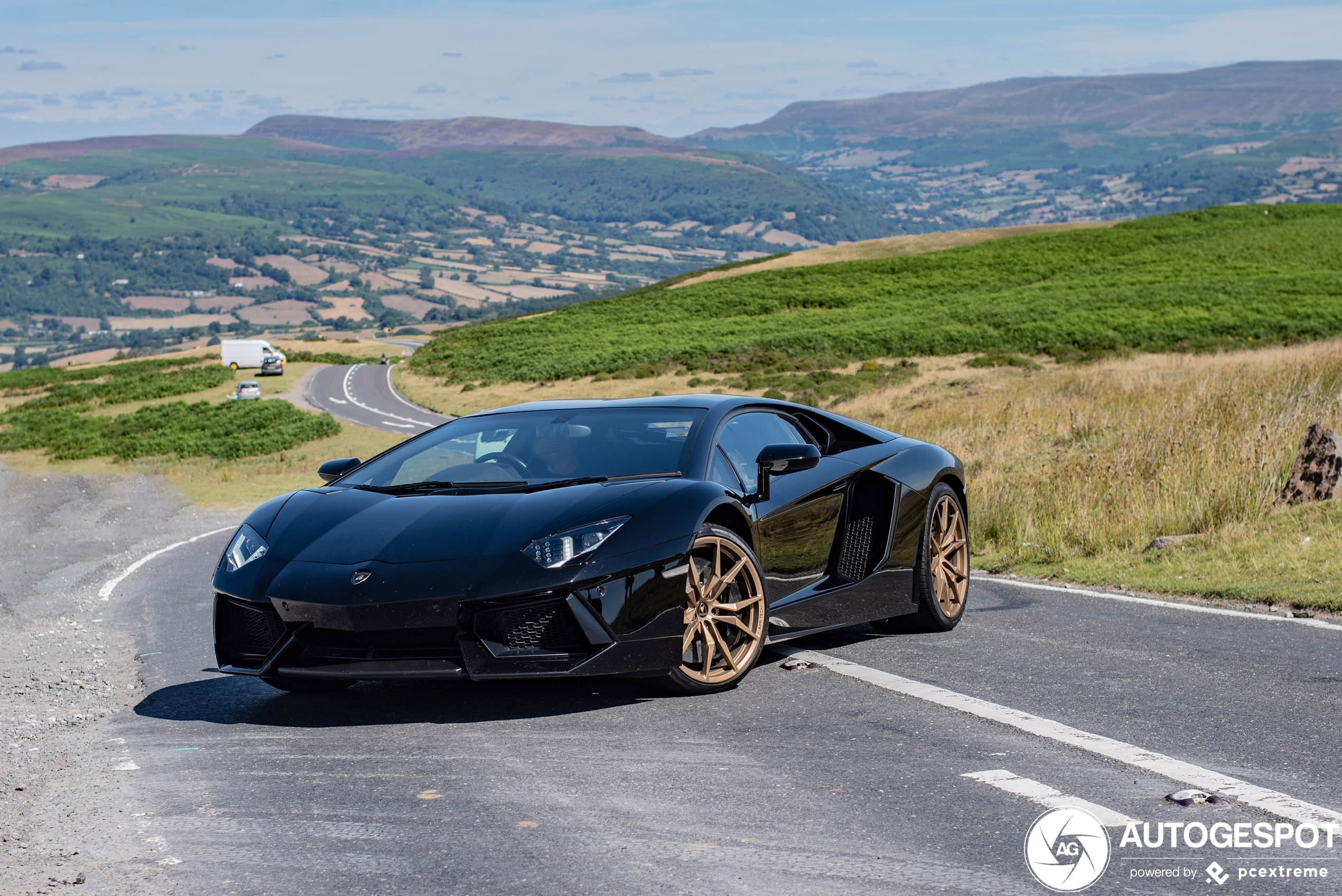 Lamborghini Aventador LP700-4