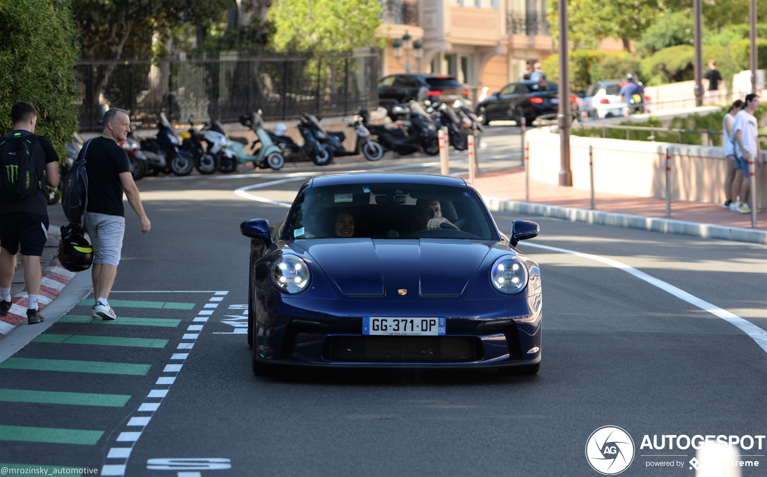 Porsche 992 GT3 Touring