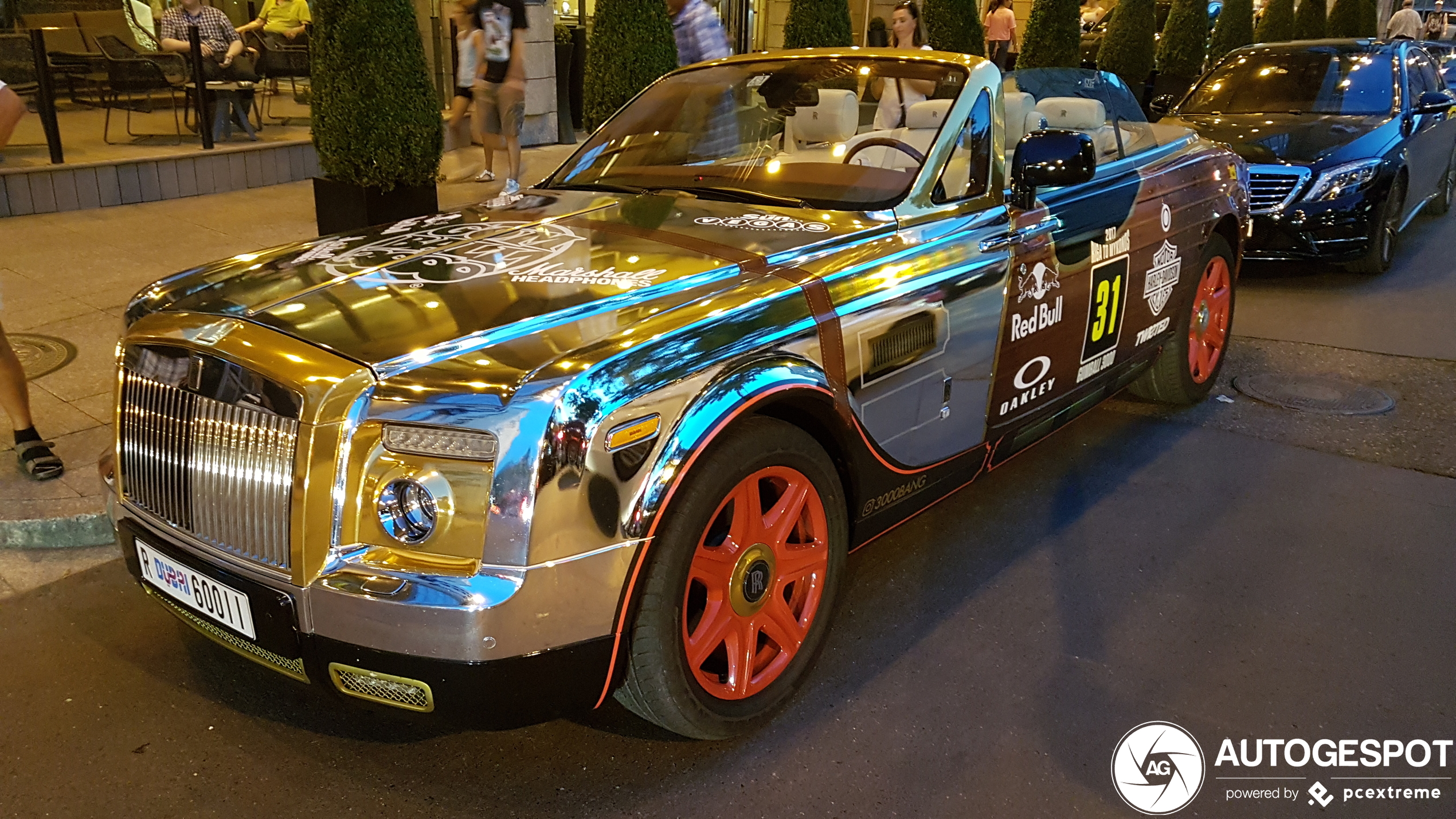 Rolls-Royce Phantom Drophead Coupe Monster Truck Looks Real