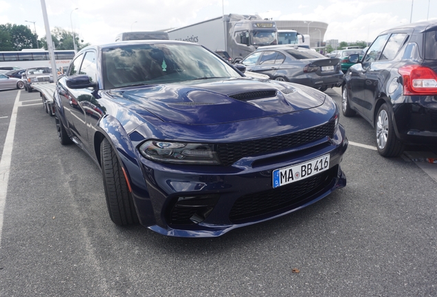 Dodge Charger SRT Hellcat Widebody