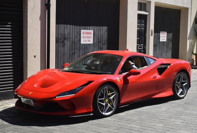 Ferrari F8 Tributo