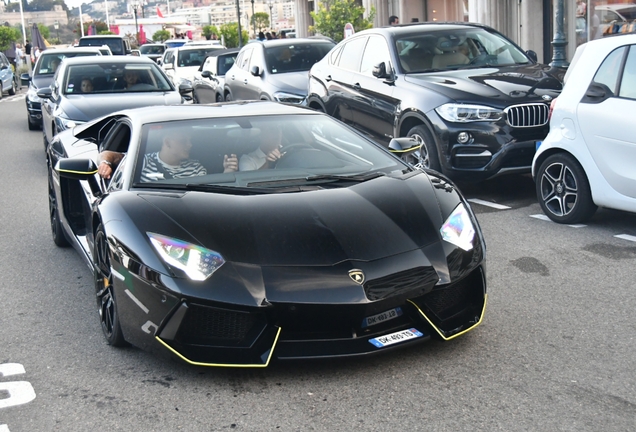 Lamborghini Aventador LP700-4