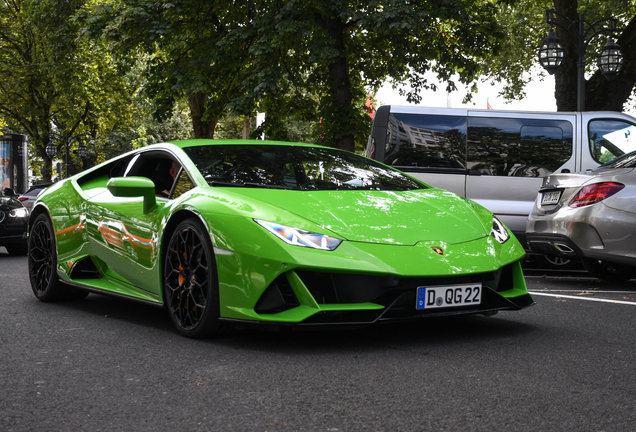 Lamborghini Huracán LP640-4 EVO