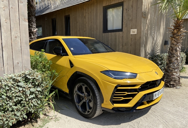 Lamborghini Urus