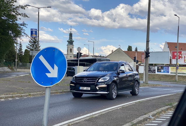 Mercedes-Benz ML 63 AMG W166