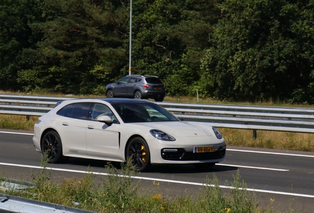 Porsche 971 Panamera Turbo S E-Hybrid Sport Turismo