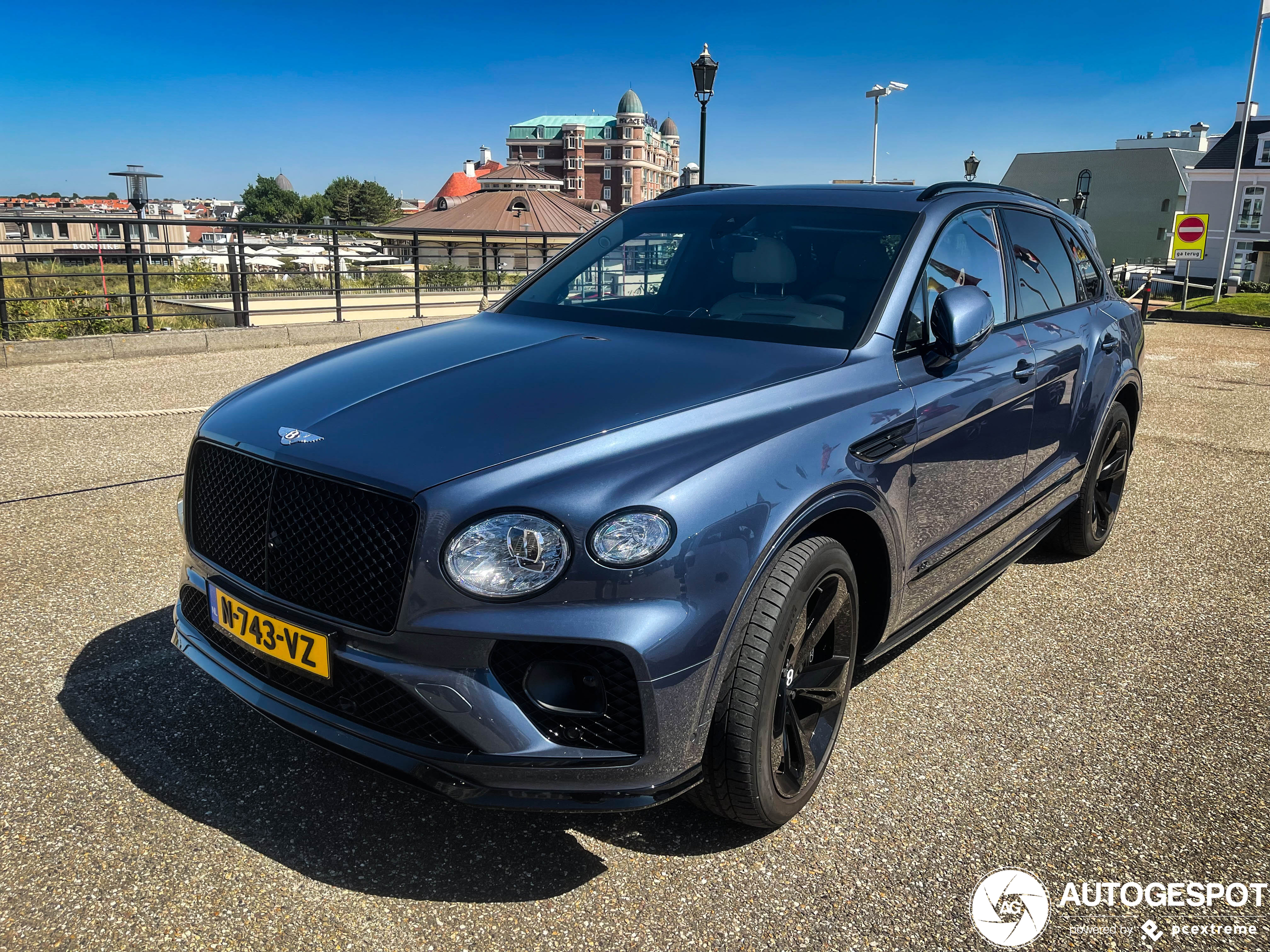 Bentley Bentayga V8 2021