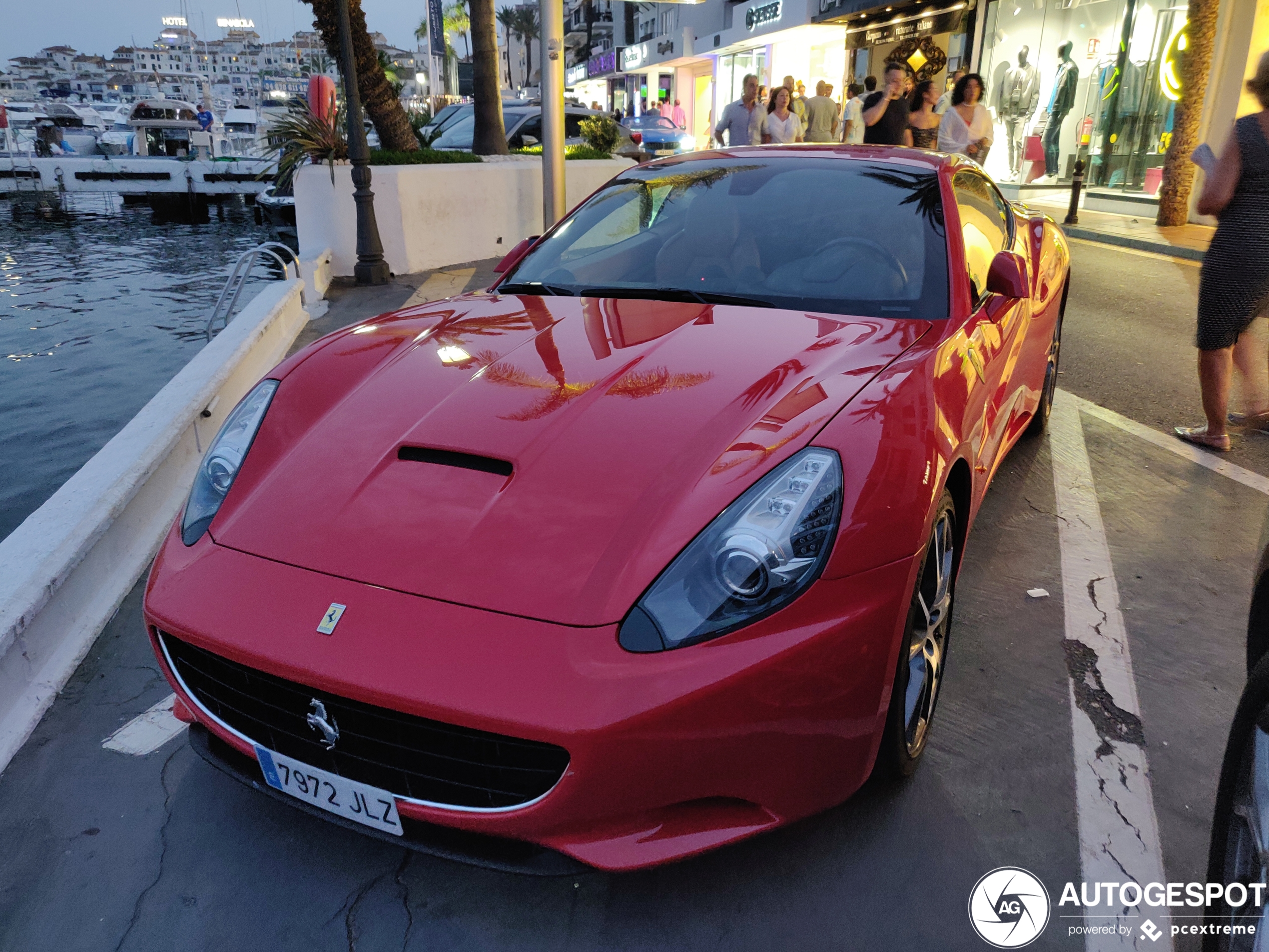 Ferrari California