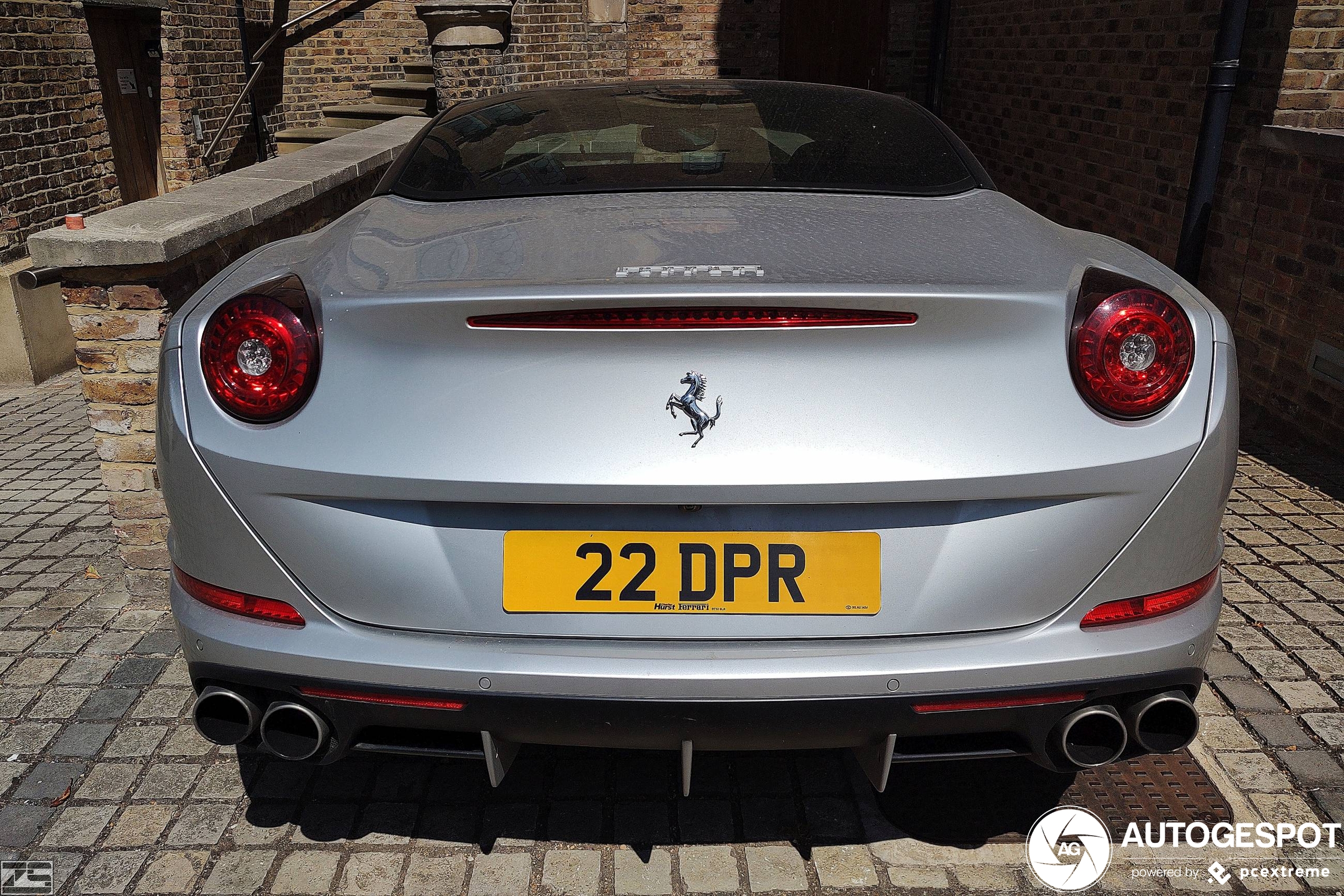 Ferrari California T