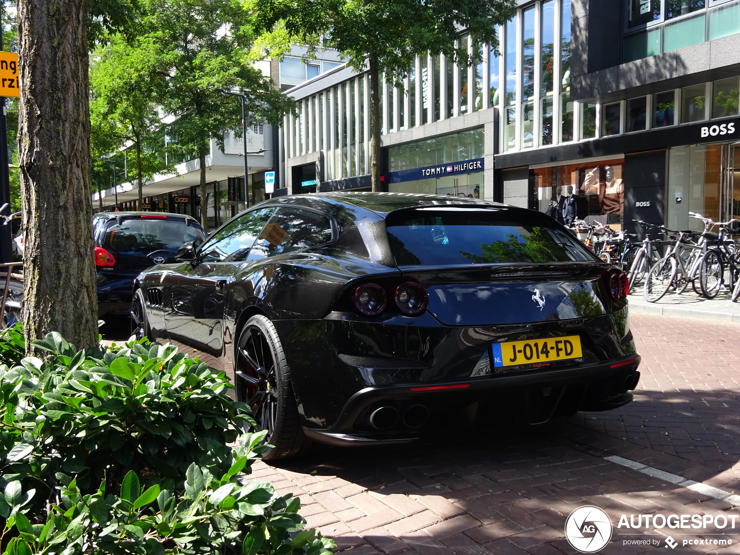 Ferrari GTC4Lusso