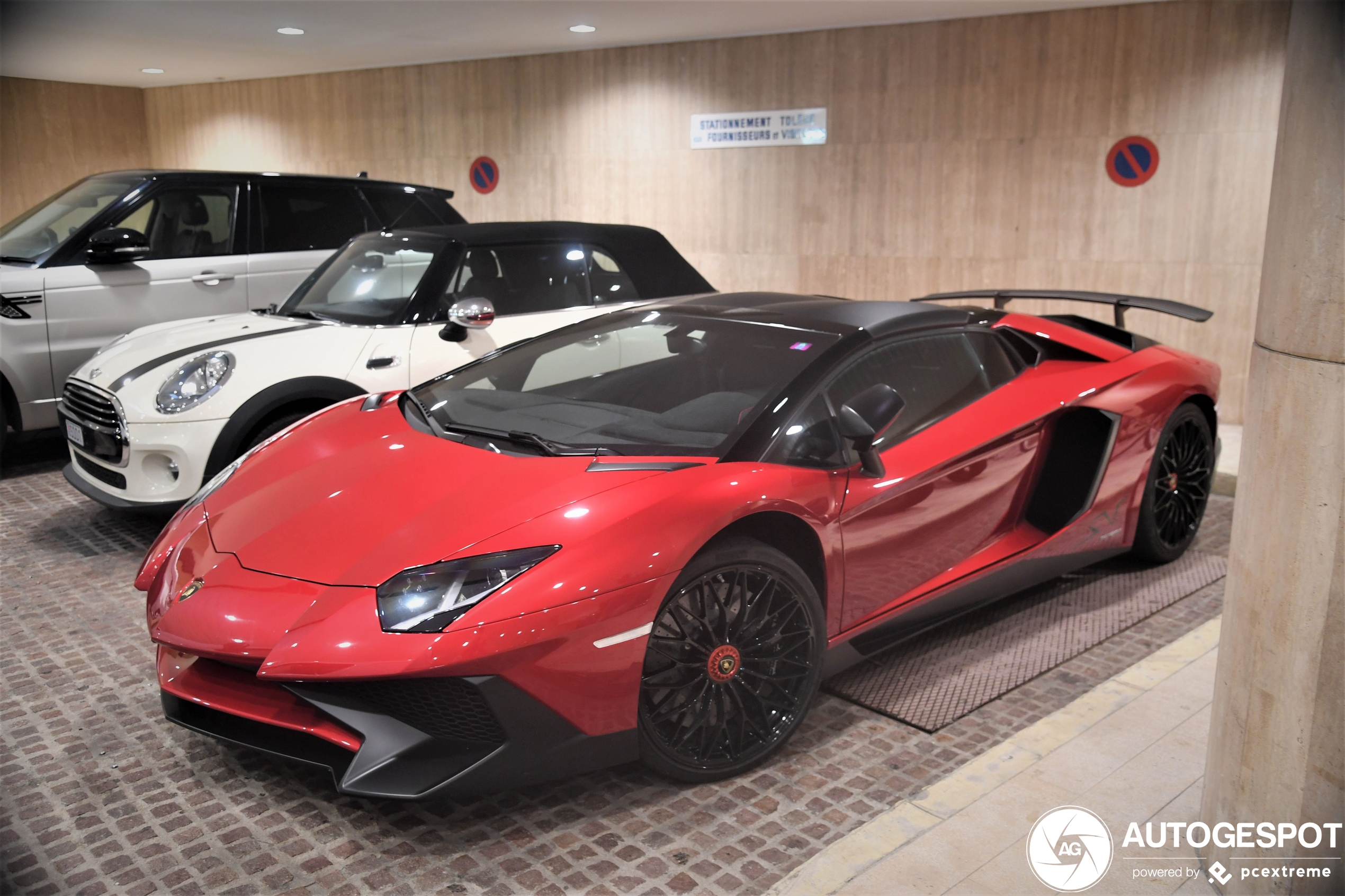 Lamborghini Aventador LP750-4 SuperVeloce Roadster