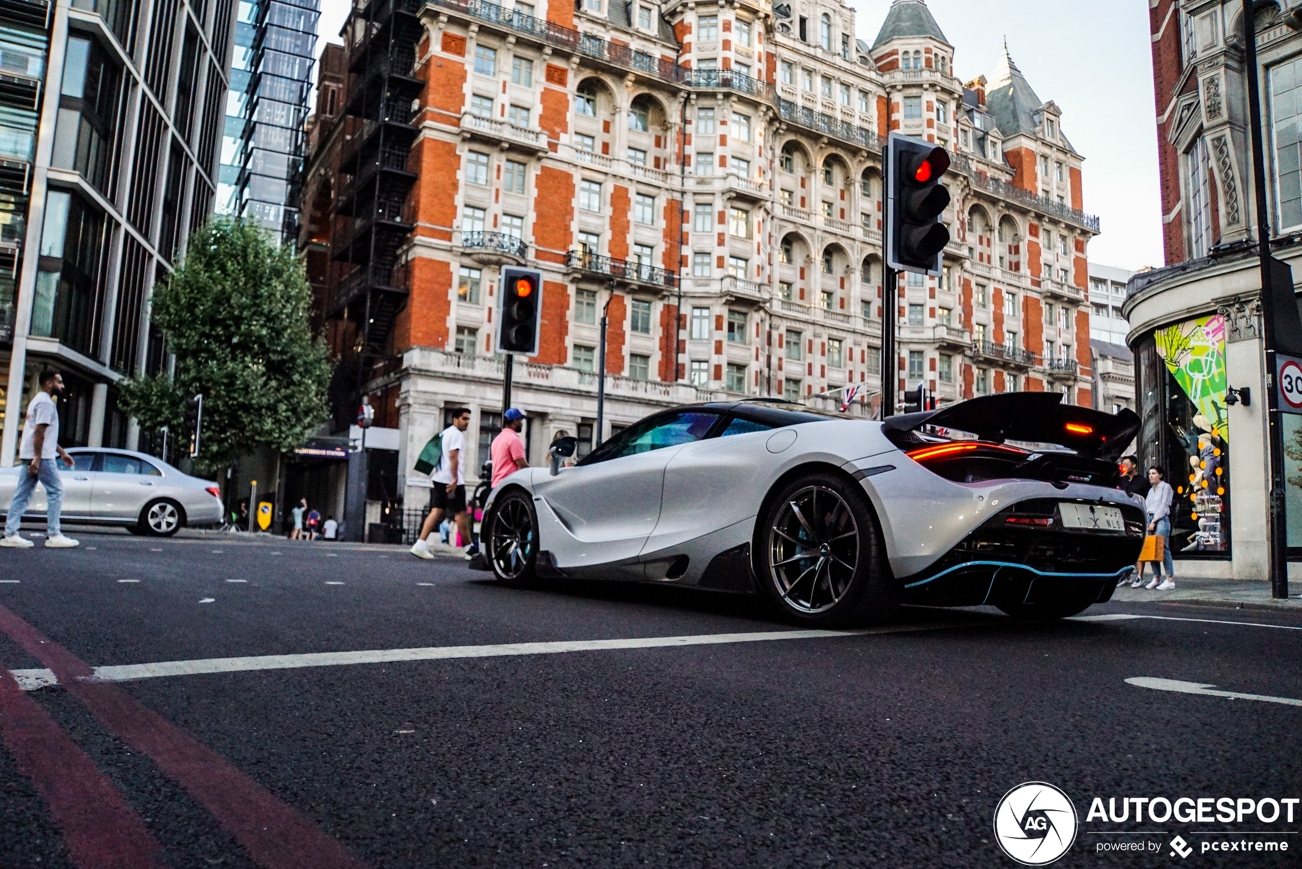 McLaren 720S RYFT