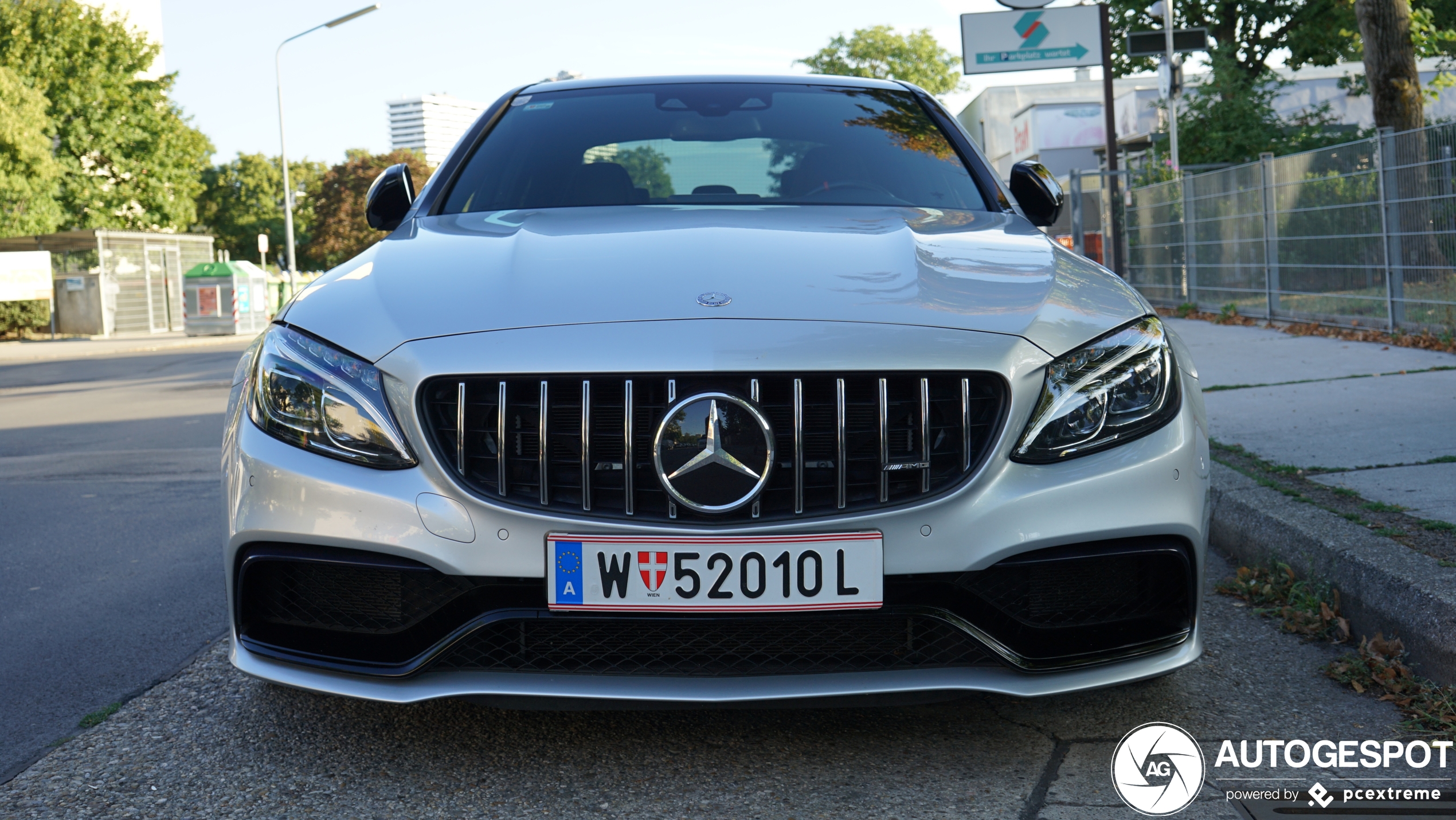 Mercedes-AMG C 63 S W205