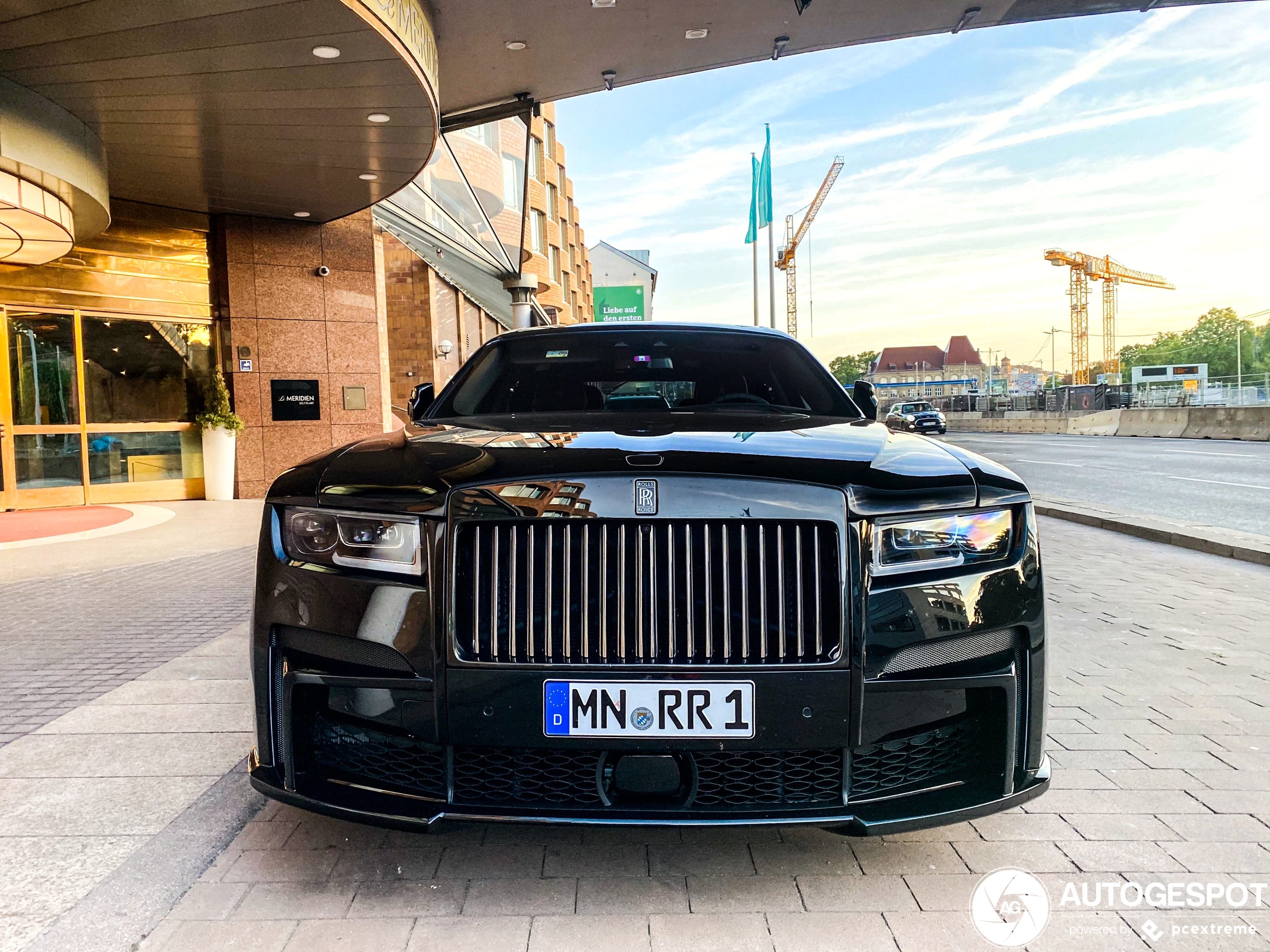 Rolls-Royce Ghost Black Badge Spofec kan zo in een maffiafilm