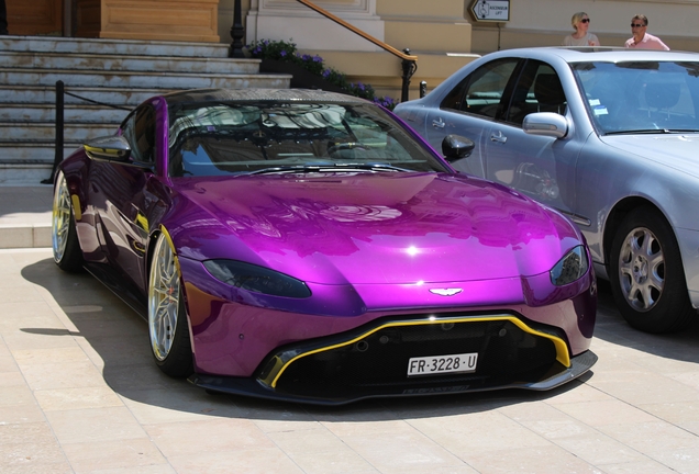 Aston Martin V8 Vantage 2018