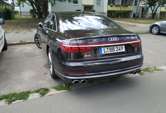 Audi S8 D5