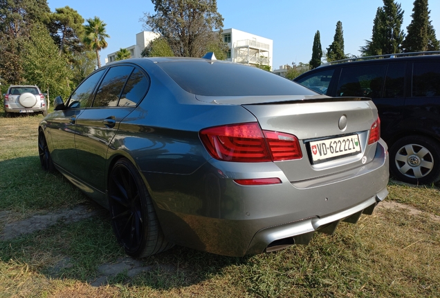 BMW M5 F10 2011