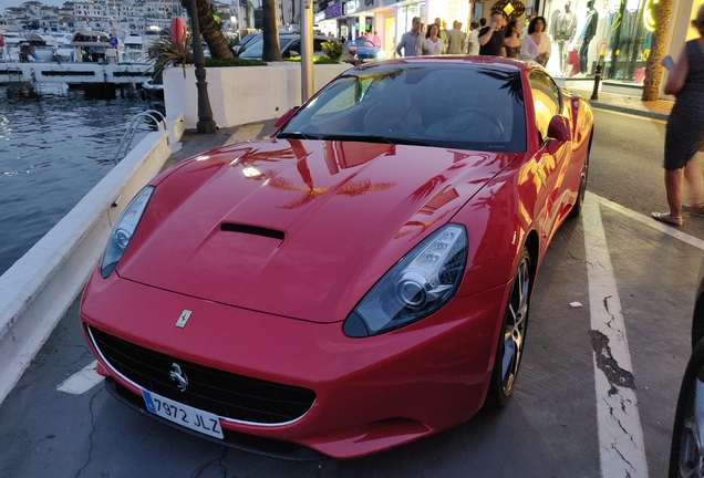 Ferrari California