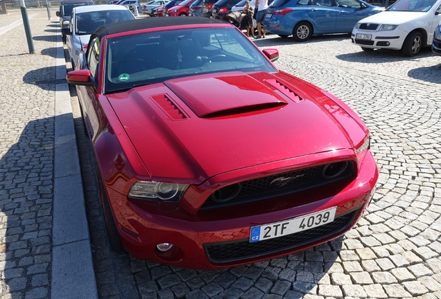 Ford Mustang GT Convertible 2013