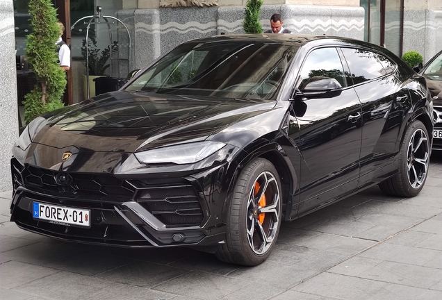 Lamborghini Urus