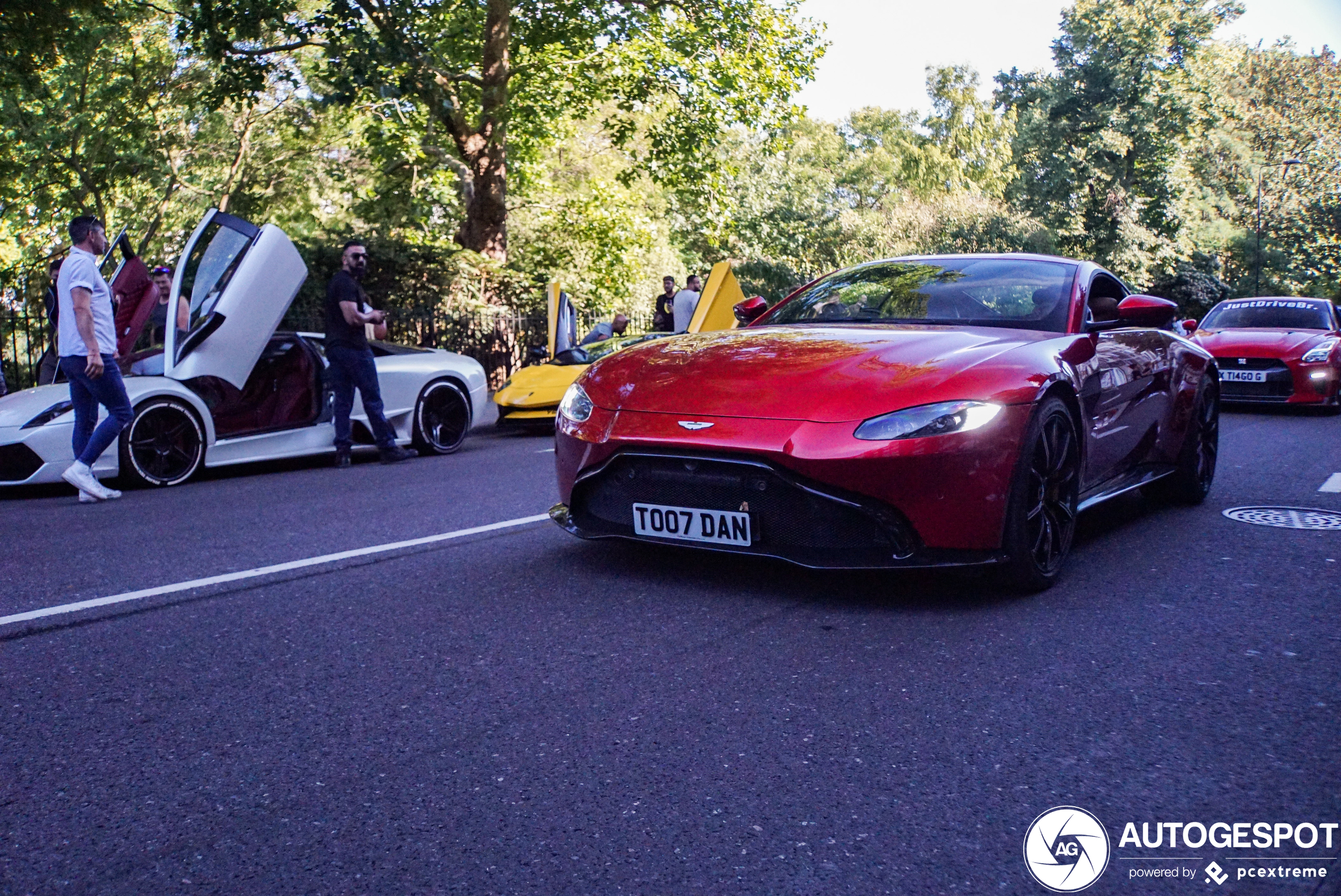 Aston Martin V8 Vantage 2018