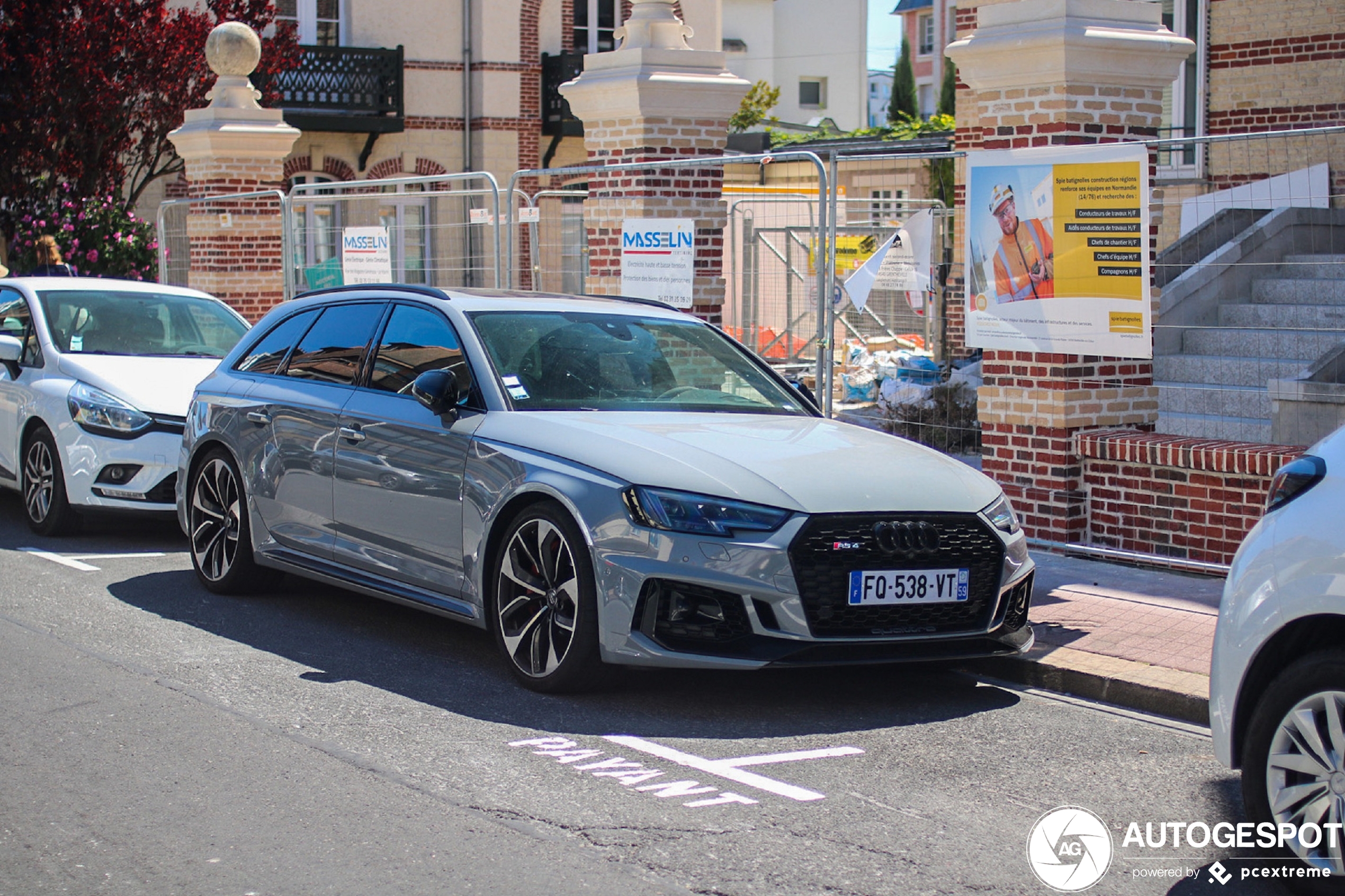 Audi RS4 Avant B9