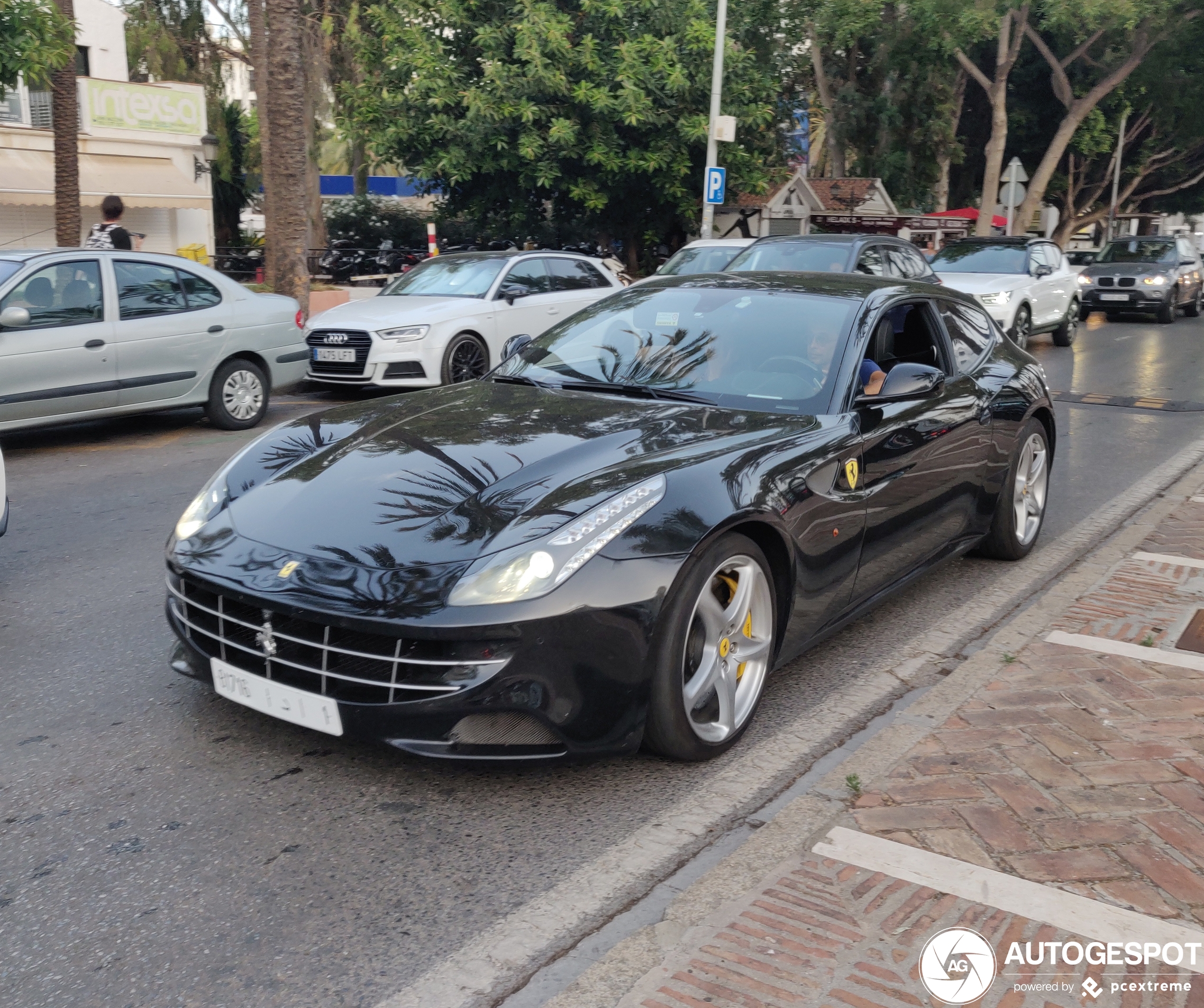 Ferrari FF