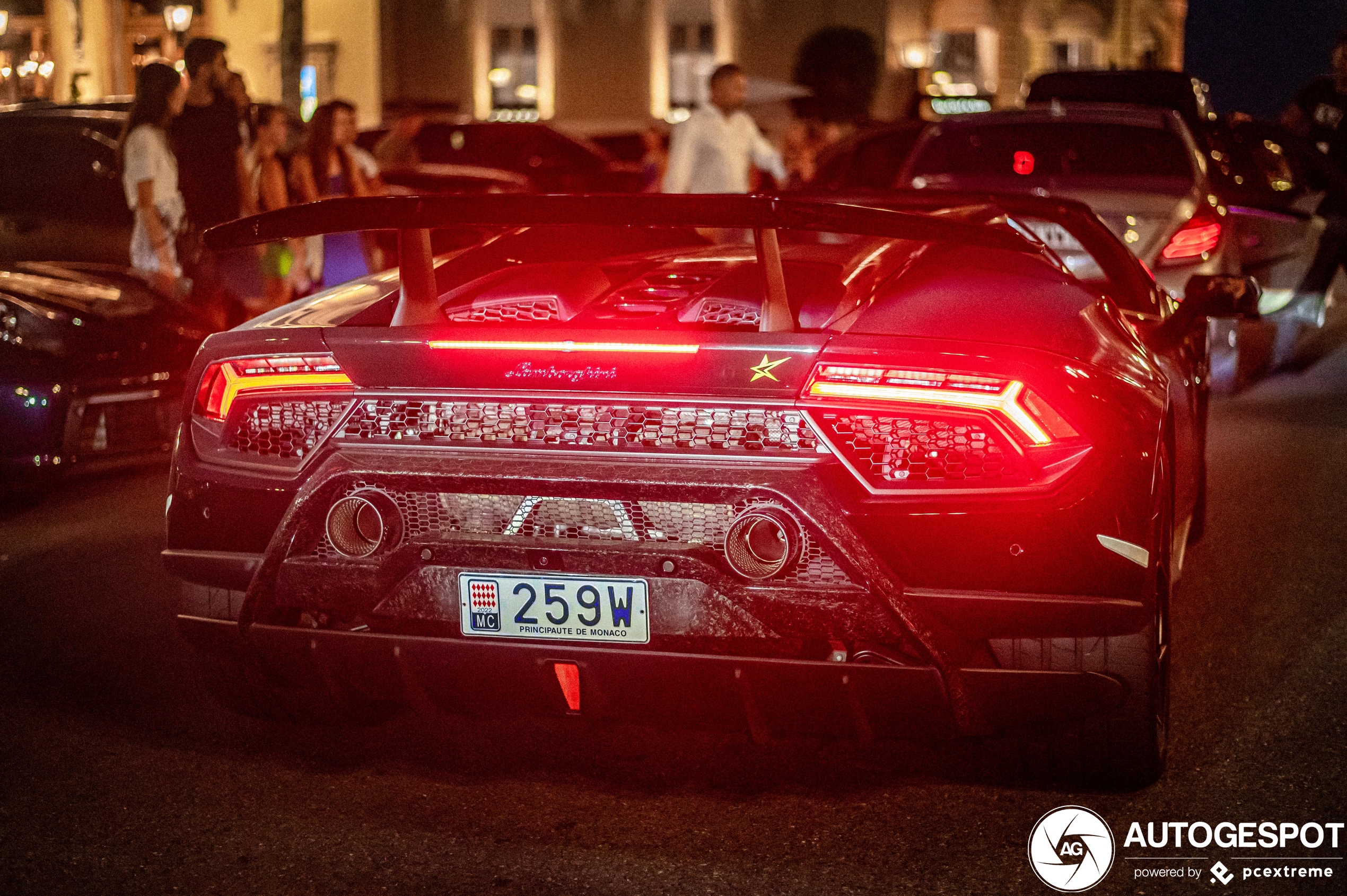 Lamborghini Huracán LP640-4 Performante Spyder