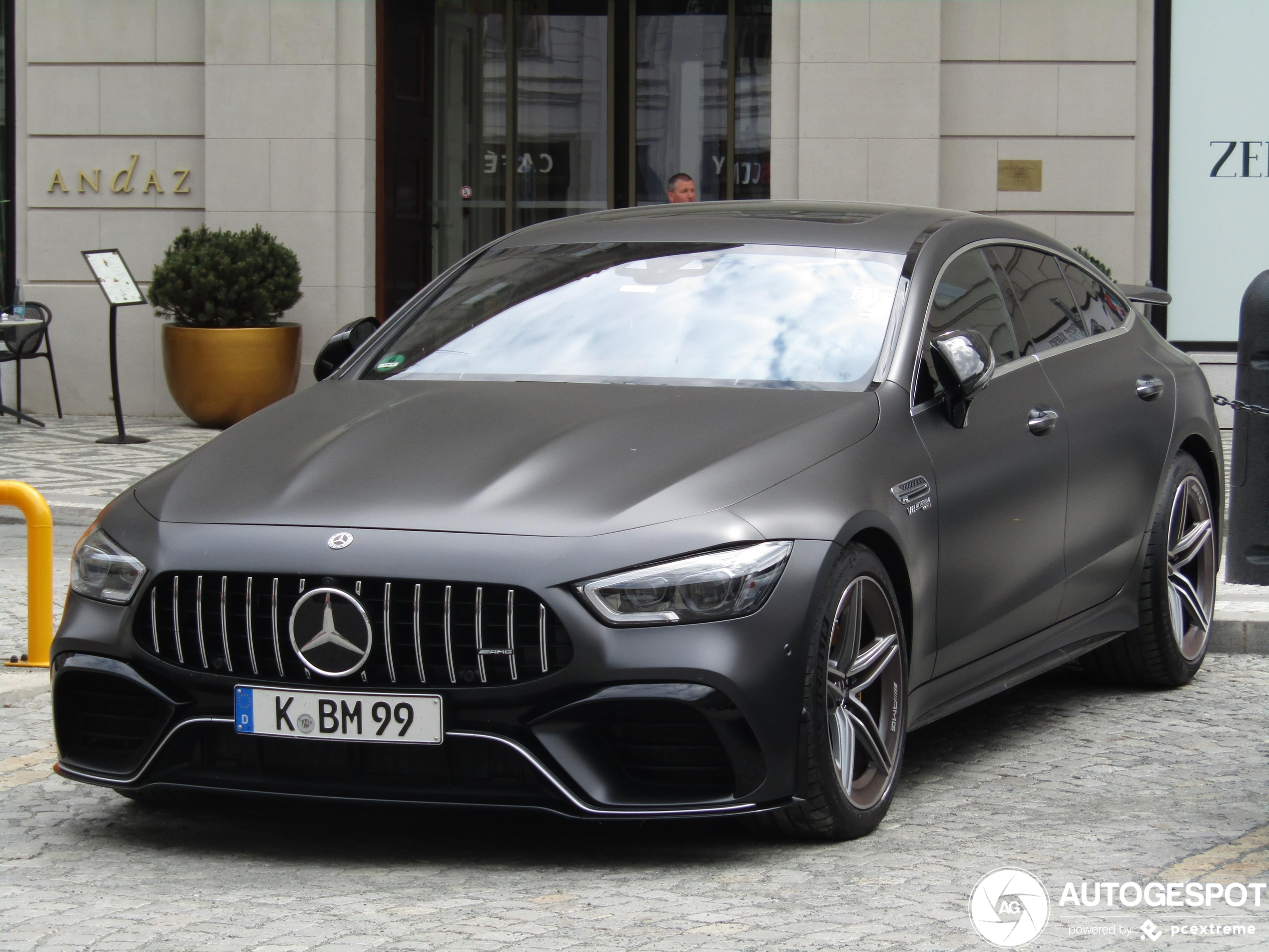 Mercedes-AMG GT 63 S X290