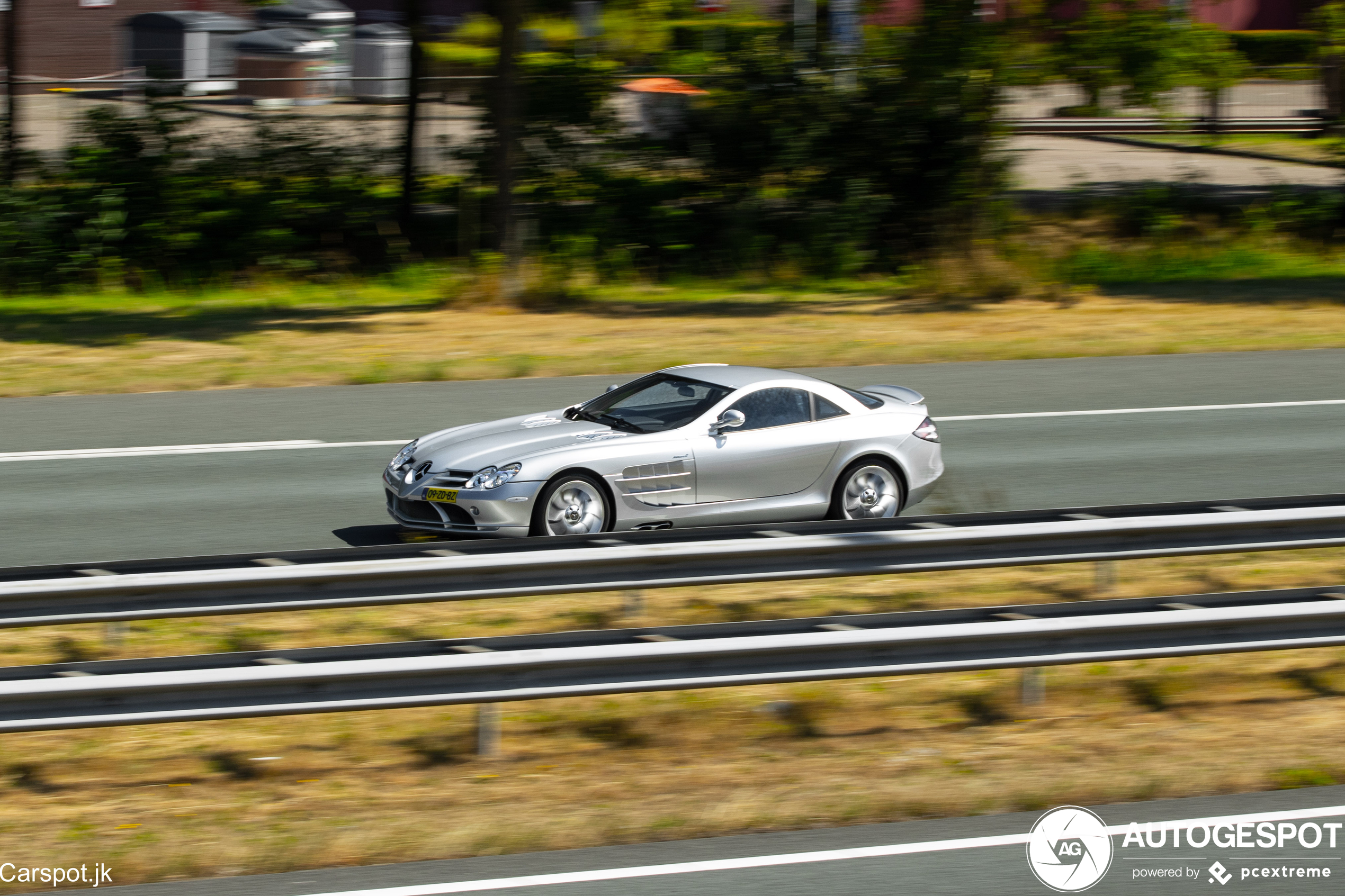 Mercedes-Benz SLR McLaren