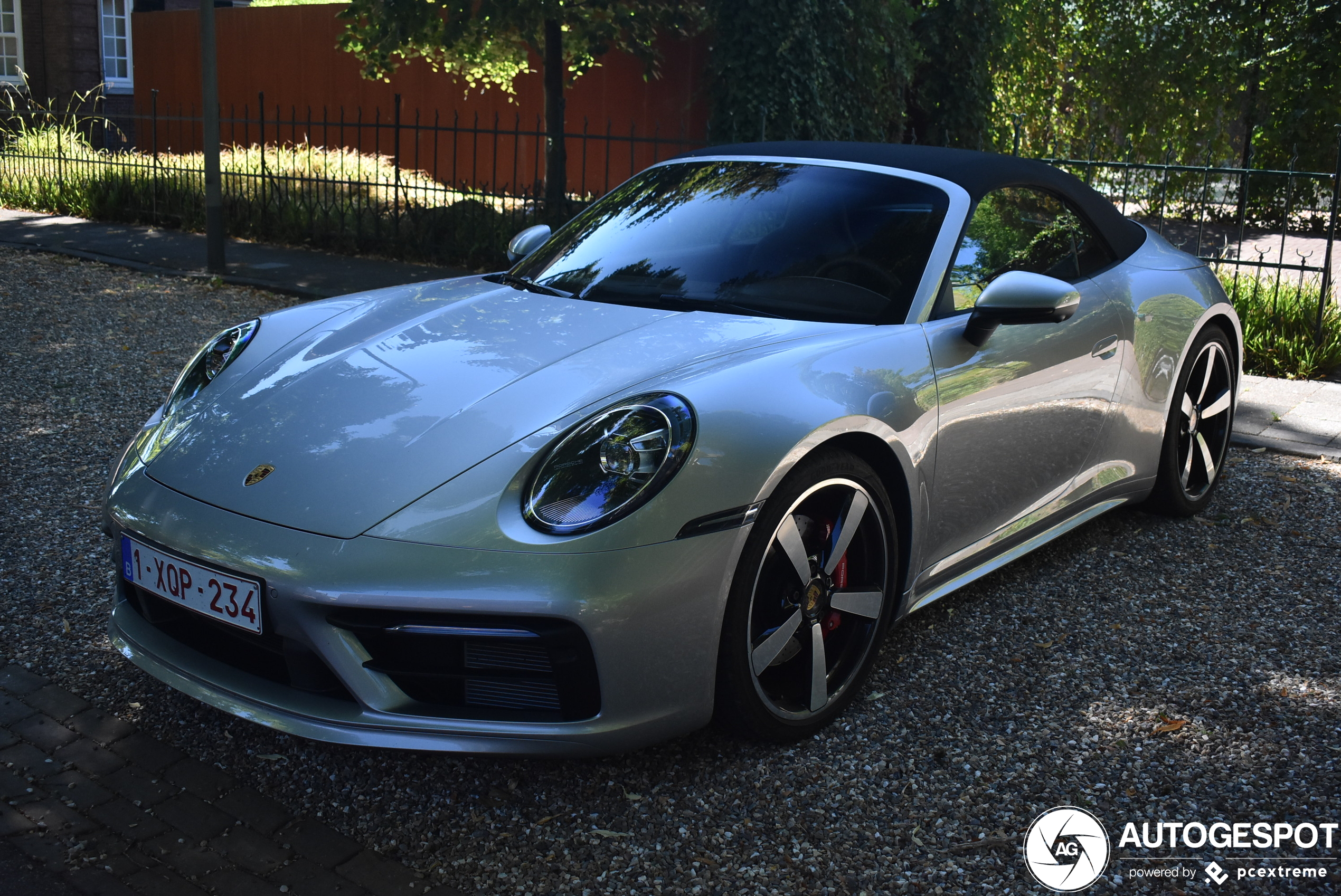 Porsche 992 Carrera 4S Cabriolet