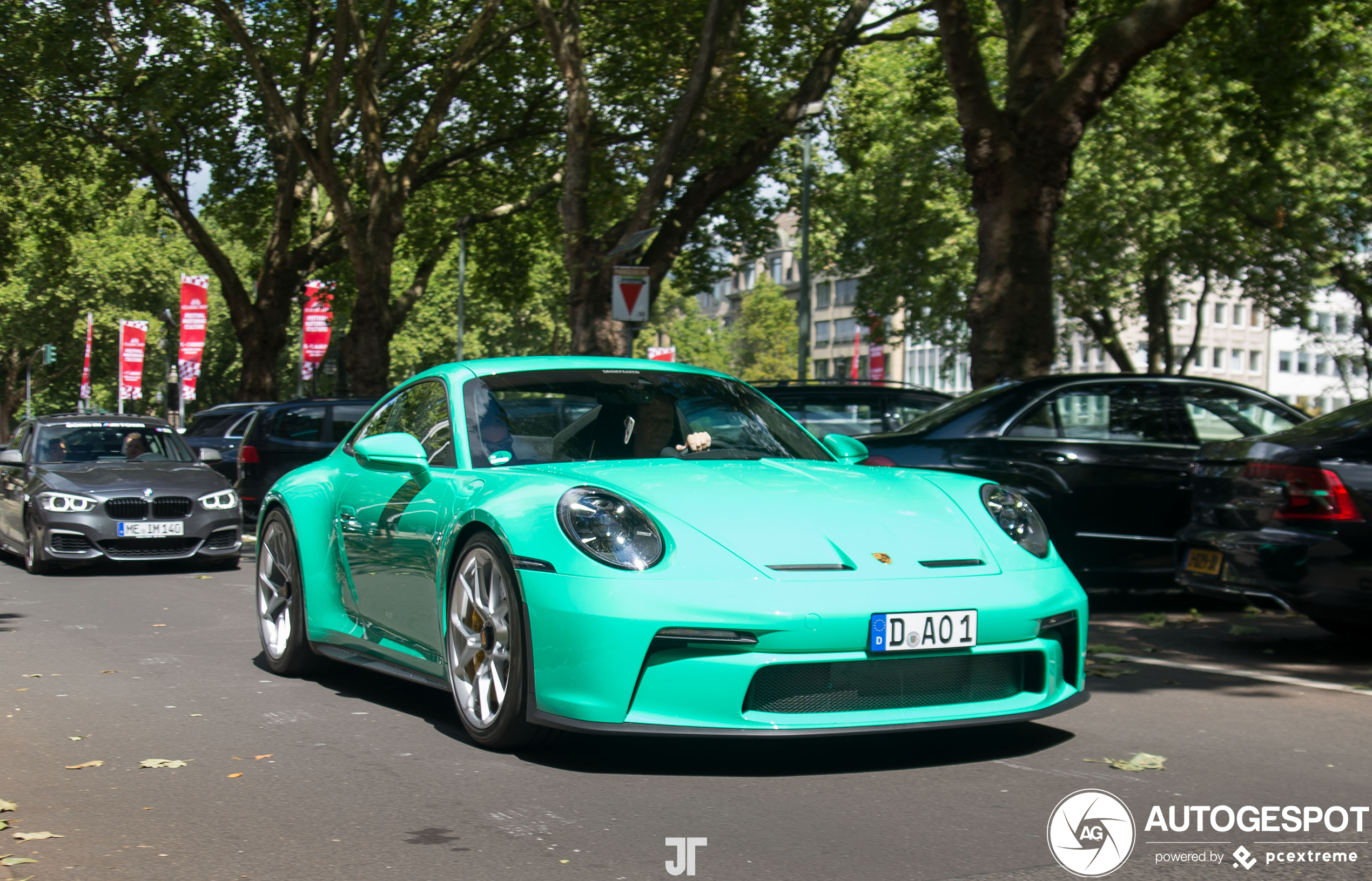 Porsche 992 GT3 Touring