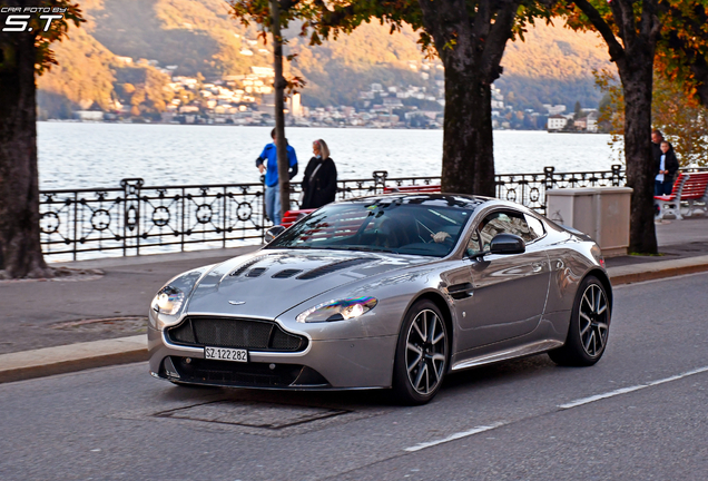 Aston Martin V12 Vantage S