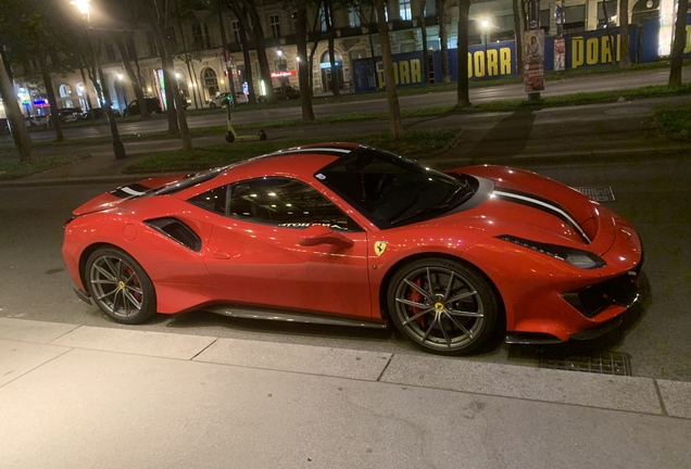 Ferrari 488 Pista