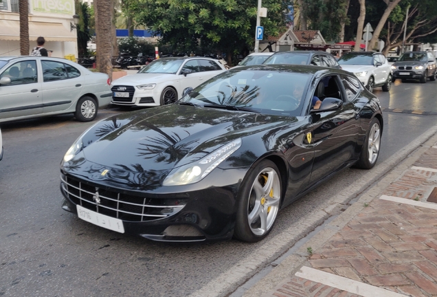 Ferrari FF