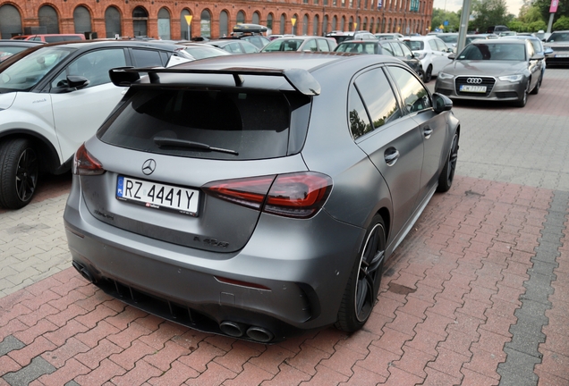 Mercedes-AMG A 45 S W177