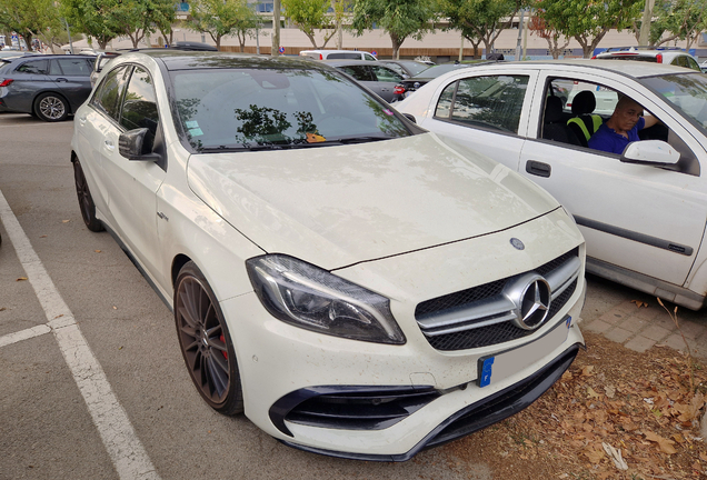 Mercedes-AMG A 45 W176 2015