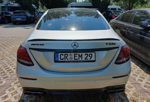 Mercedes-AMG E 63 S W213