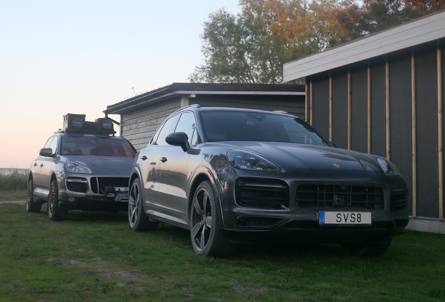 Porsche 9YA Cayenne GTS