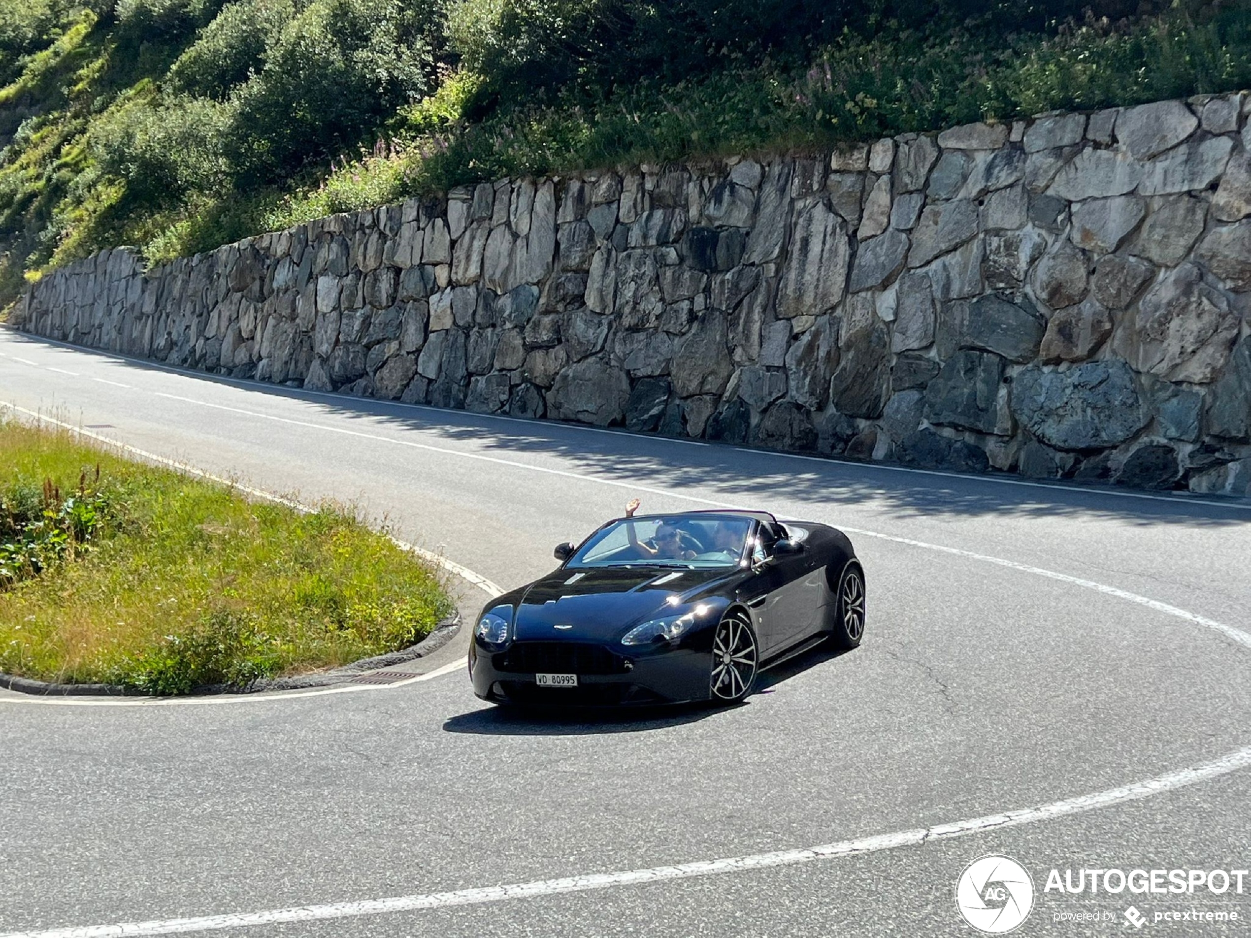 Aston Martin V8 Vantage S Roadster