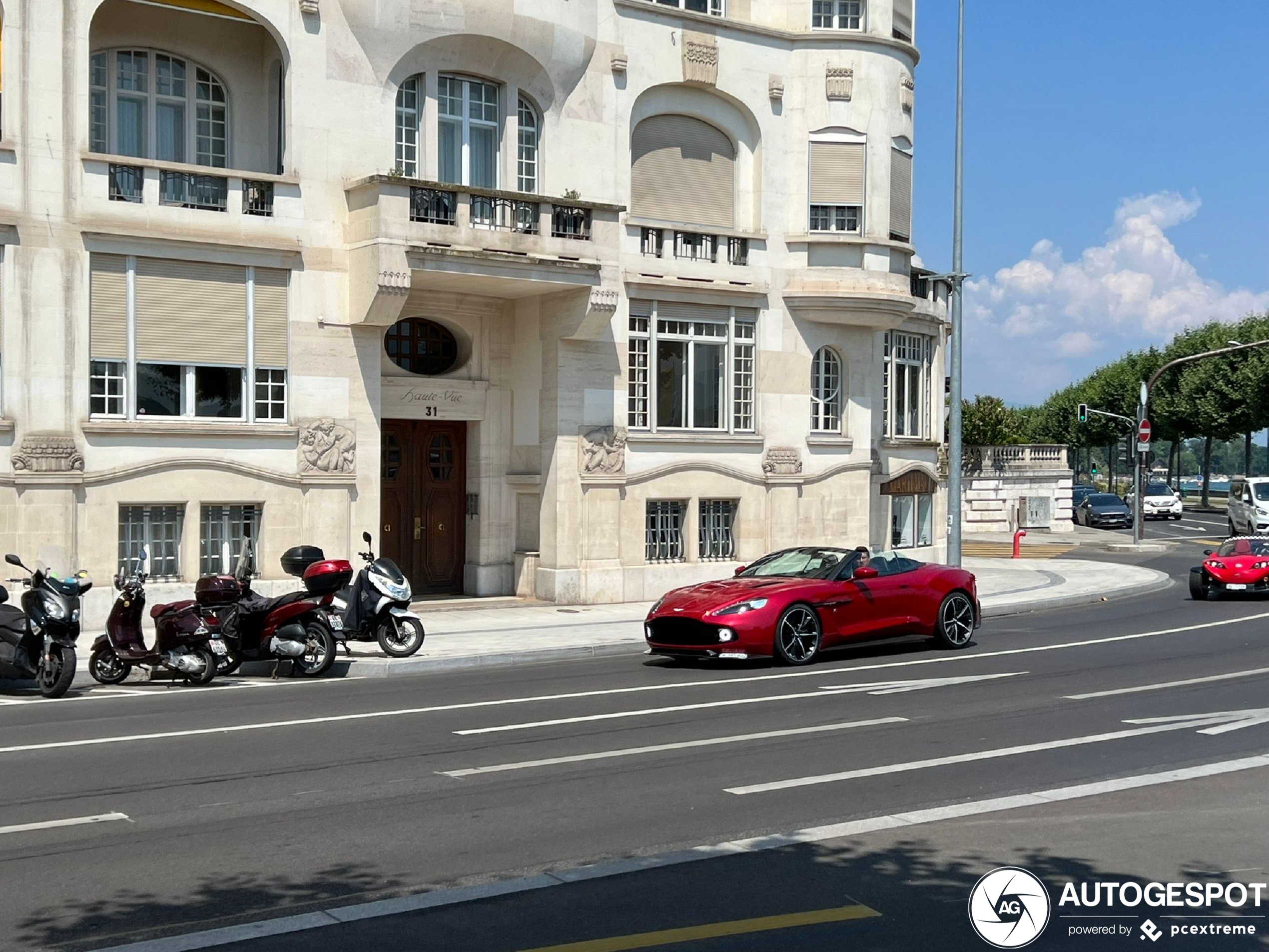 Aston Martin Vanquish Volante Zagato