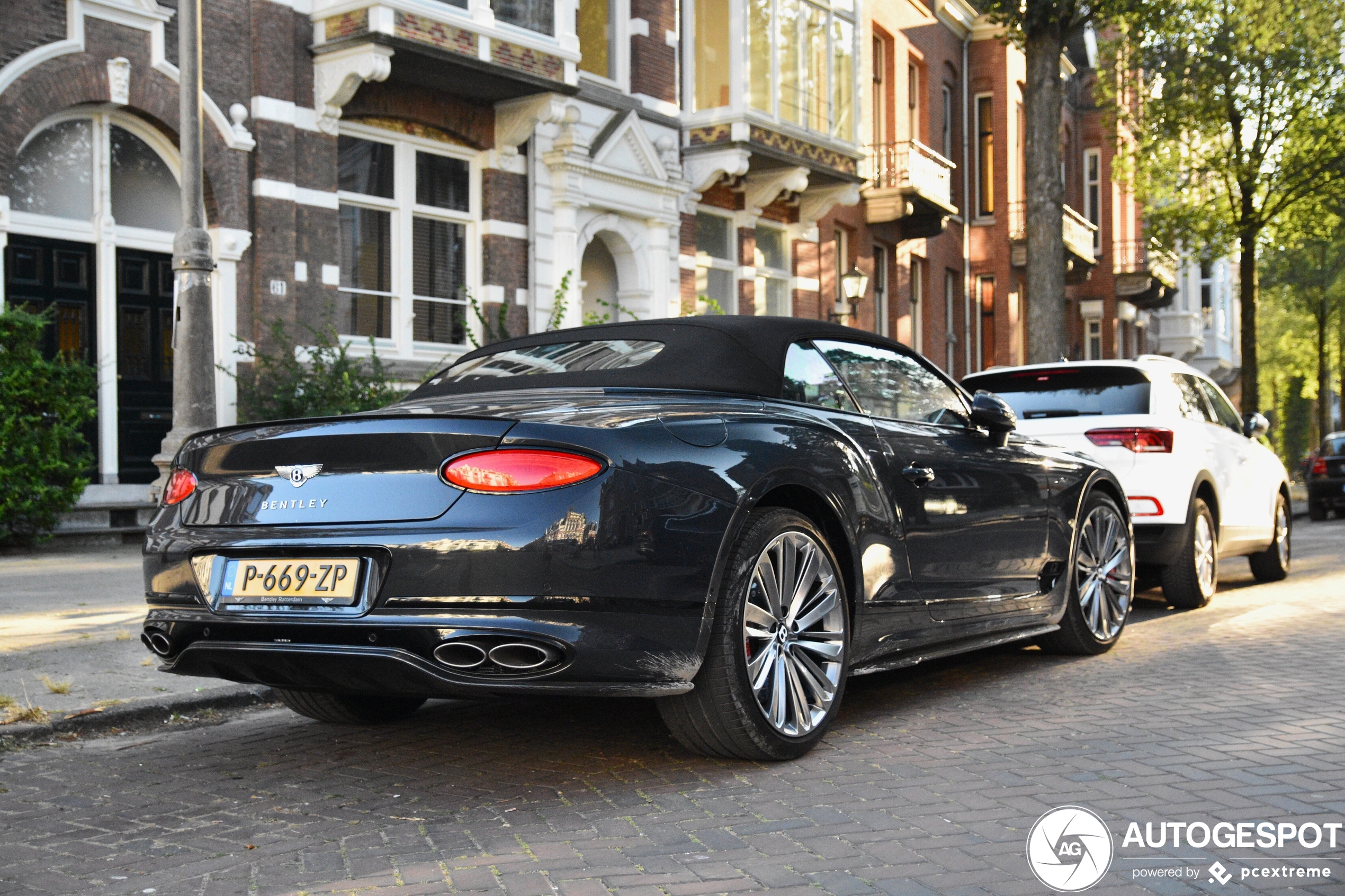 Bentley Continental GTC Speed 2021