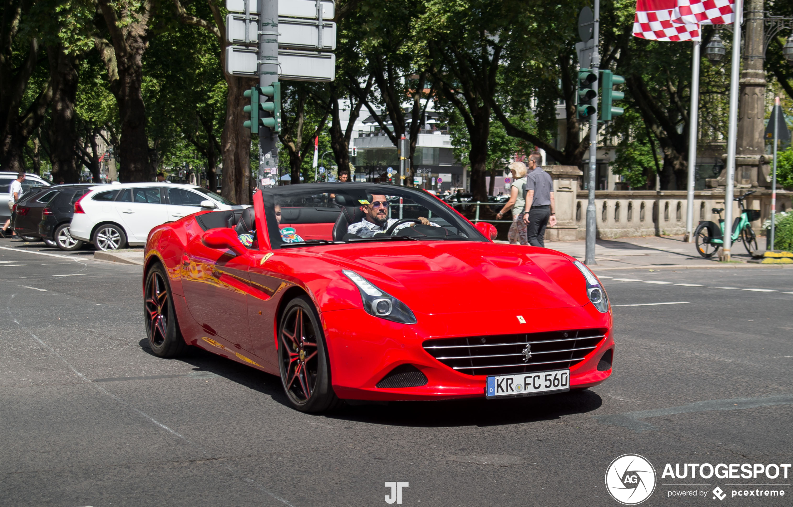 Ferrari California T