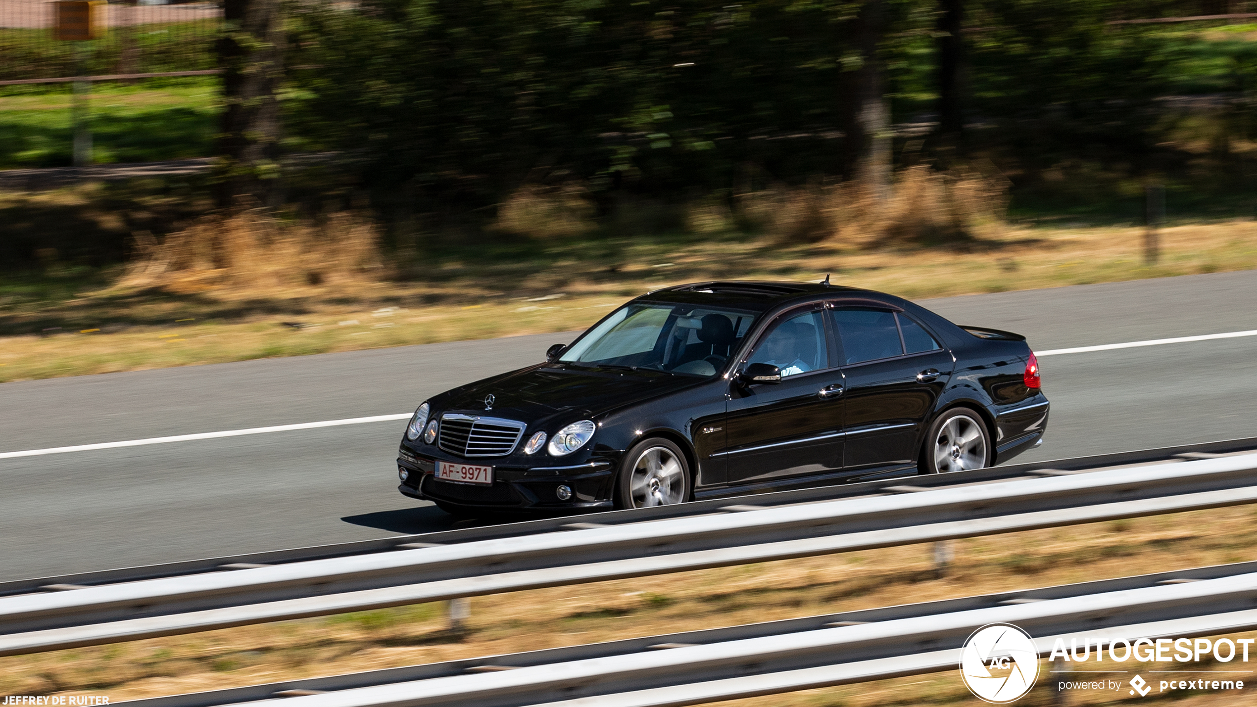 Mercedes-Benz E 63 AMG