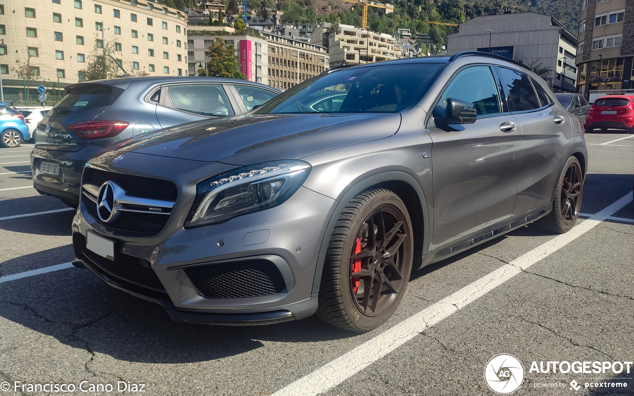 Mercedes-Benz GLA 45 AMG X156