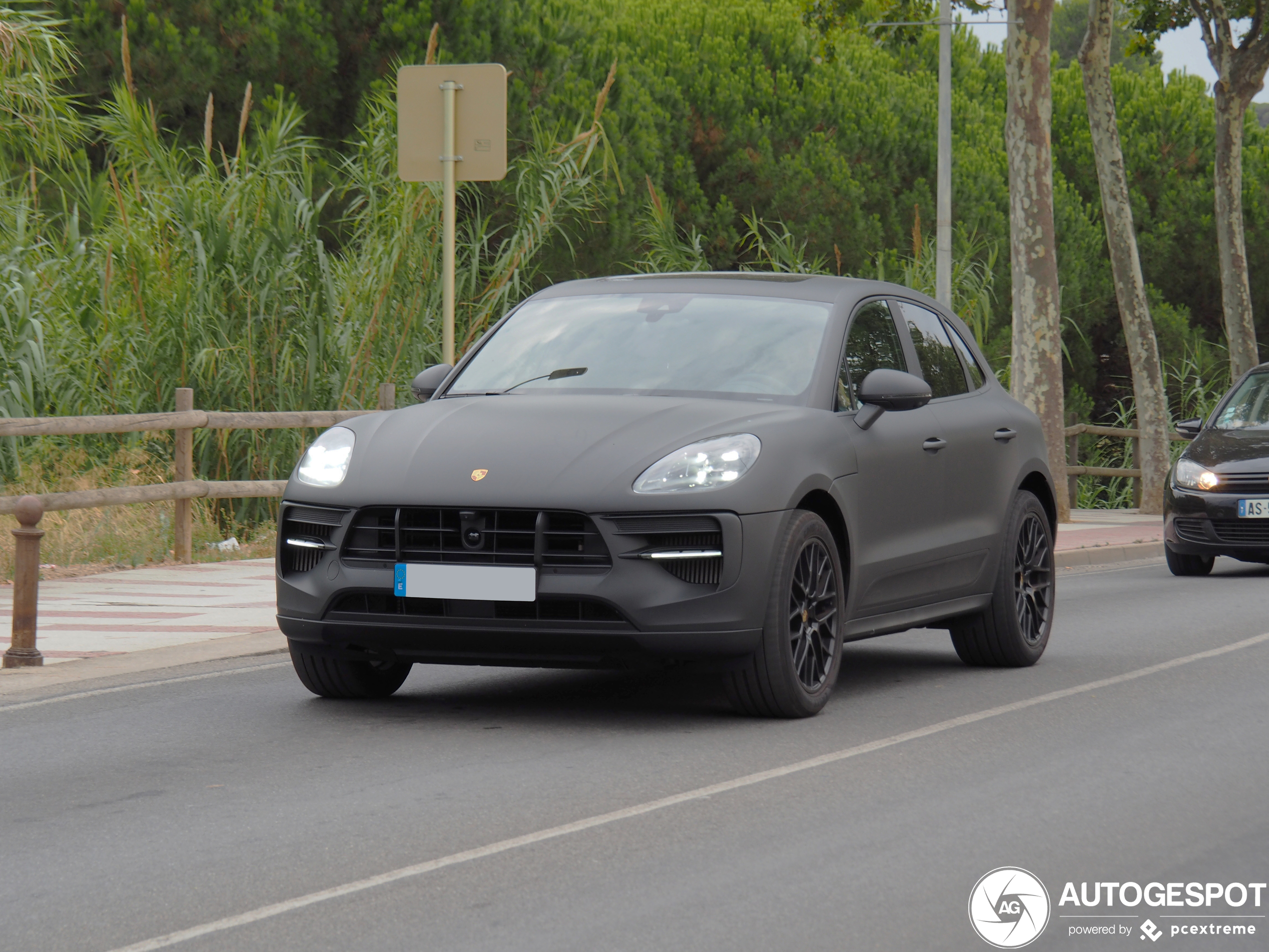 Porsche 95B Macan GTS MkII